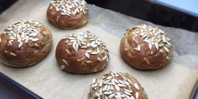Brotchen Gebacken Mit Nur Wenigen Zutaten Fur Abnehmen Gesunderezepte Me